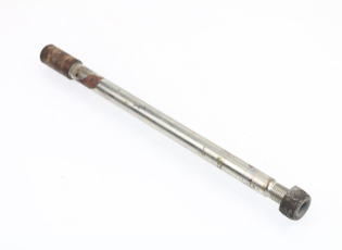 AXE ROUE AVANT