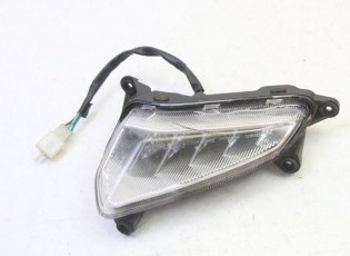 CLIGNOTANT AVANT DROIT