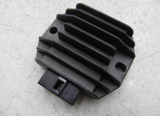 REGULATEUR CHARGE