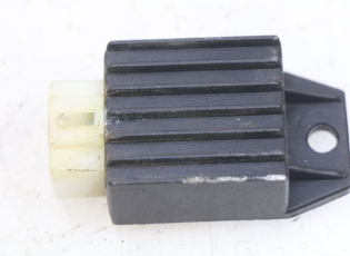 REGULATEUR CHARGE