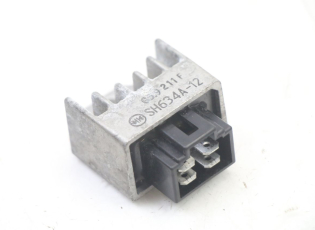 REGULATEUR CHARGE