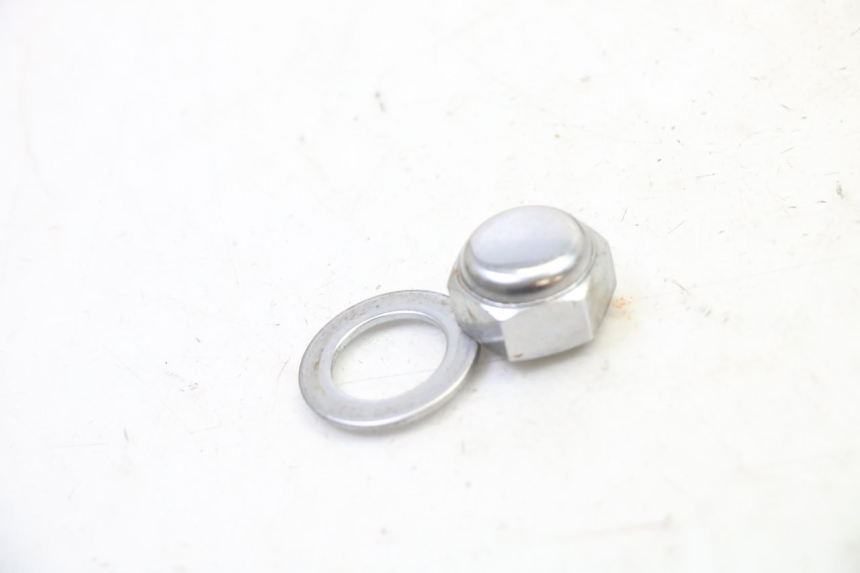 photo de TUERCA TIJA HORQUILLA YAMAHA FZ6 FAZER S2 600 (2007 - 2011)