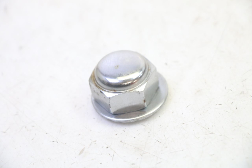 photo de TUERCA DE TRIPLE YAMAHA FZ6 N FAZER 600 (2004 - 2006)