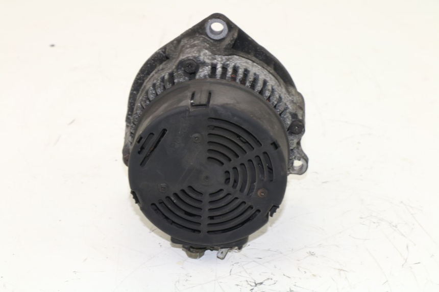 photo de ALTERNADOR BMW R RT ABS 1100 (1996 - 2001) - Primer plano técnico