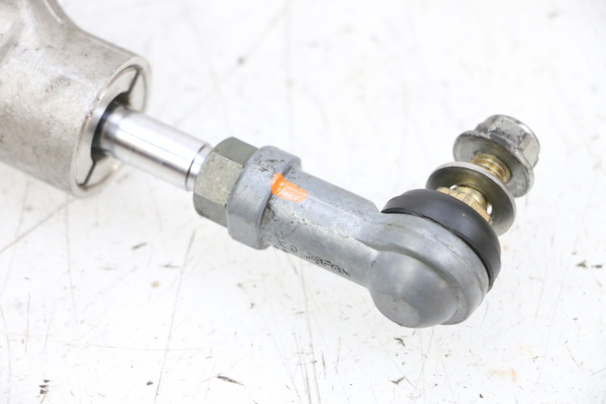 photo de AMORTIGUADOR DIRECCIÓN SUZUKI GSXR GSX-R 1000 (2003 - 2004) - Primer plano técnico