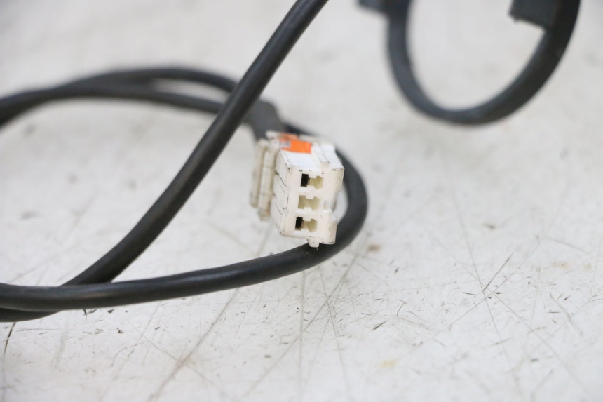 photo de ANTENA TRANSPONDEDOR PEUGEOT SATELIS 125 (2006 - 2009) - Detalle de la pieza