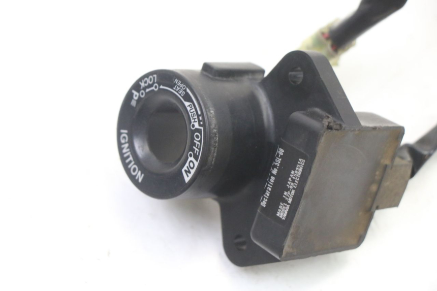 photo de ANTENA TRANSPONDEDOR YAMAHA X-MAX XMAX 125 (2010 - 2014)