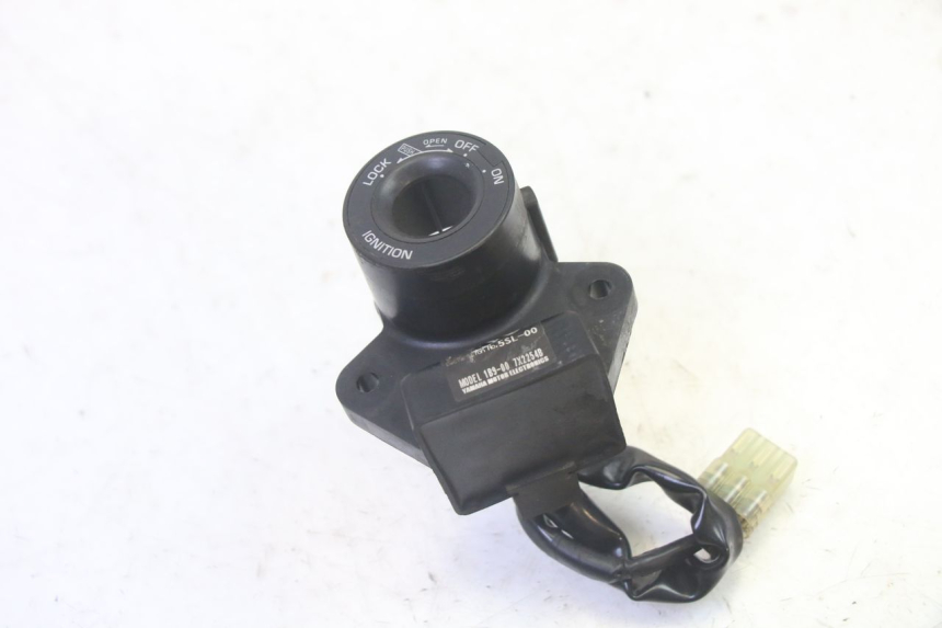 photo de ANTENA TRANSPONDEDOR YAMAHA X-MAX XMAX 250 (2006 - 2009)