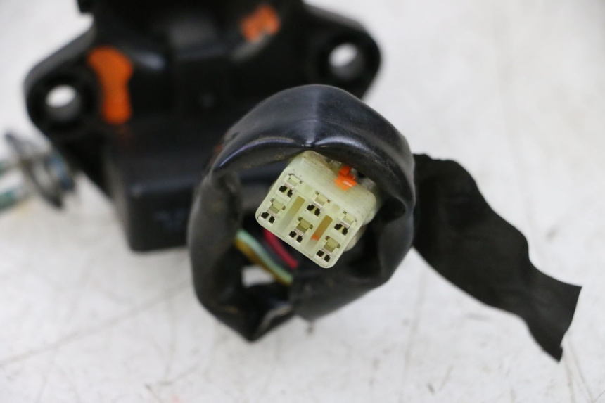 photo de ANTENA TRANSPONDEDOR YAMAHA XMAX X-MAX 125 (2006 - 2009) - Recambio usado revisado