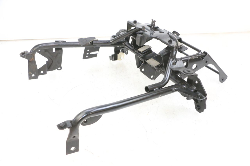 photo de CARENADO FRONTAL ARA SUZUKI BURGMAN 650 (2013 - 2020)