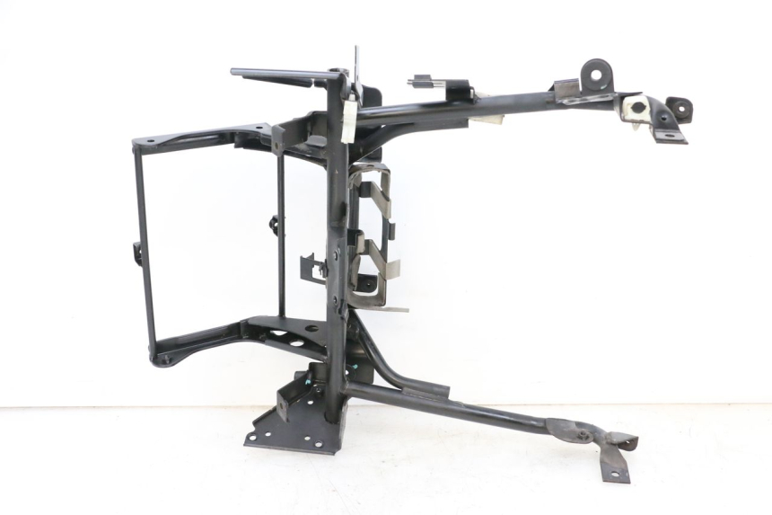 photo de CARENADO FRONTAL ARA SUZUKI BURGMAN EXECUTIVE ABS 650 (2006 - 2012) - Detalle de la pieza