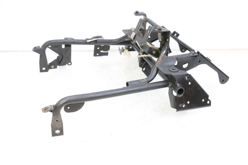photo de CARENADO FRONTAL ARA SUZUKI BURGMAN EXECUTIVE ABS 650 (2006 - 2012) - Primer plano técnico
