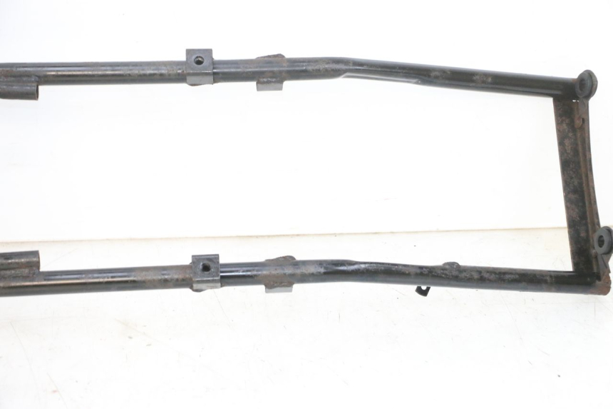 photo de CARENADO FRONTAL ARA PIAGGIO MP3 RL 250 (2007 - 2010) - Características distintivas