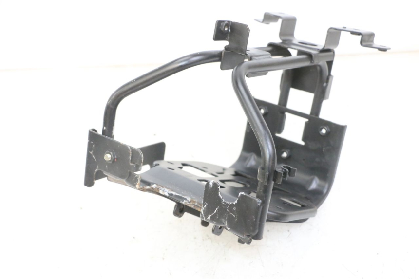 photo de CARENADO FRONTAL ARA PEUGEOT SATELIS 125 (2013 - 2018)