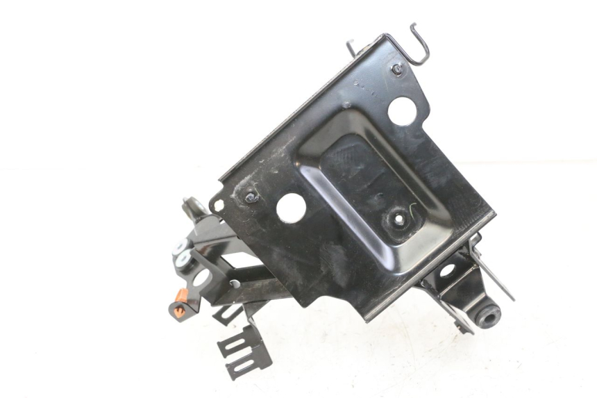 photo de CARENADO FRONTAL ARA YAMAHA XMAX X-MAX 125 (2021 - 2025)