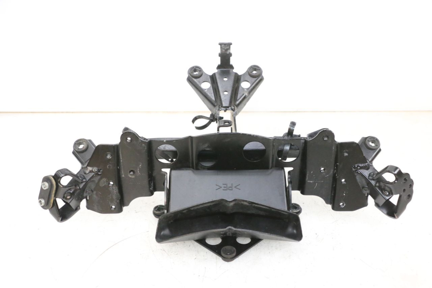 photo de ARAÑA DE HORQUILLA YAMAHA FJR ABS 1300 (2006 - 2012) - Primer plano técnico