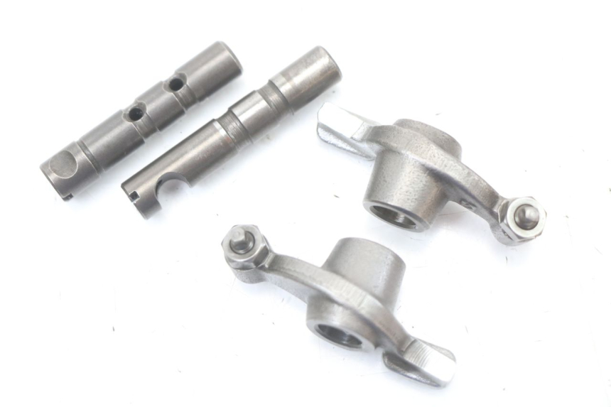 photo de ÁRBOL DE LEVAS PEUGEOT KISBEE 4T 50 (2010 - 2017)