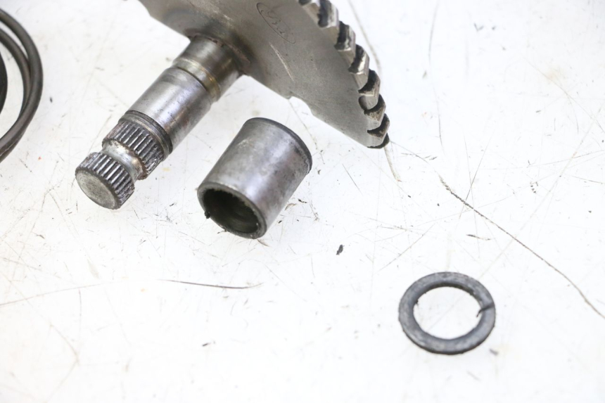 photo de EJE PEDAL ARRANQUE PEUGEOT CITYSTAR 50 (2013 - 2017)