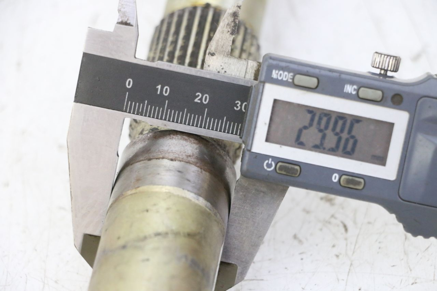 photo de EJE ENGRANAJES HYTRACK S 150 (2003 - 2011)