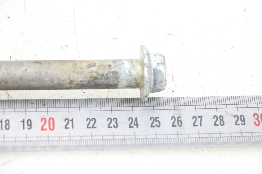 photo de Eje del brazo oscilante HYOSUNG GV AQUILA 125 (2000 - 2004) - Zoom estado de uso