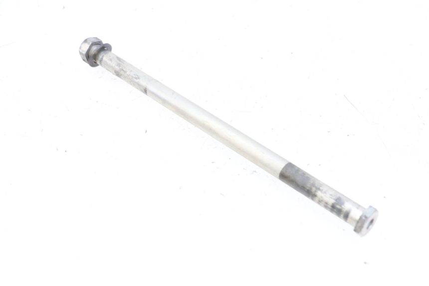 photo de EJE BASCULANTE YAMAHA MT-07 MT07 ABS 700 (2018 - 2020) - Primer plano técnico