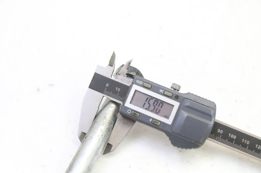 photo de EJE BASCULANTE YAMAHA TDR DELTABOX 125 (1993 - 2003)