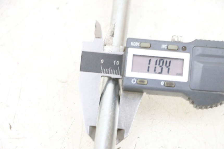 photo de EJE BASCULANTE YAMAHA TZR 50 (2008 - 2016) - Otra perspectiva