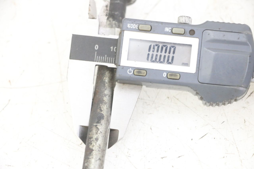 photo de EJE DEL MOTOR SUZUKI GS GSE 500 (2001 - 2003)