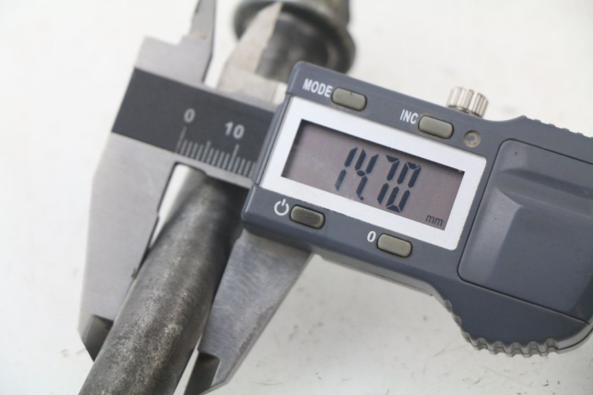 photo de EJE RUEDA TRASERA ORION AGB37 CRF1 DIRT BIKE 125 (2013 - 2021)