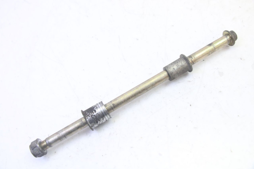 photo de Eje de la rueda trasera HYOSUNG GV AQUILA 125 (2000 - 2004)