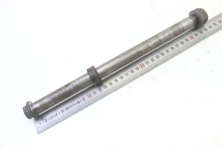 photo de EJE RUEDA TRASERO HONDA CBR RR FIREBLADE 900 (1992 - 1994)