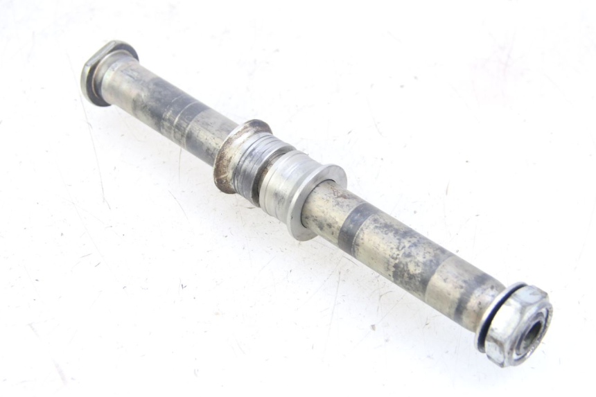 photo de EJE DE RUEDA TRASERA HONDA CRF 250 (2010 - 2013)