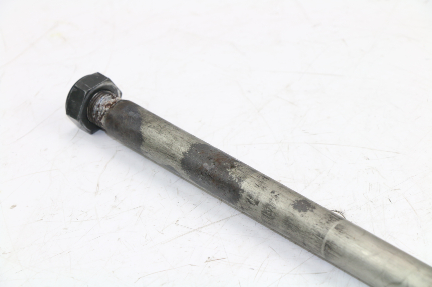 photo de EJE RUEDA TRASERO YAMAHA FJR ABS 1300 (2006 - 2012)