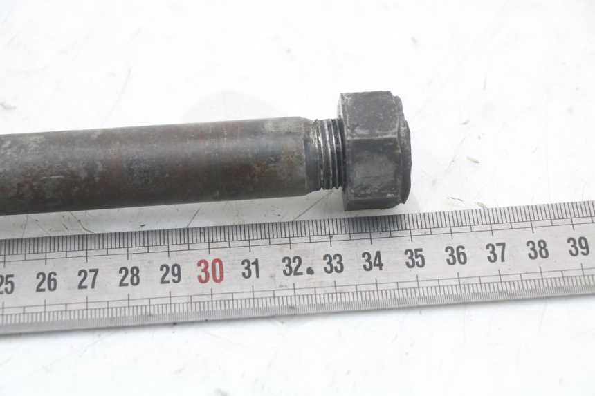 photo de EJE RUEDA TRASERO HONDA CBR F 1000 (1993 - 1996)