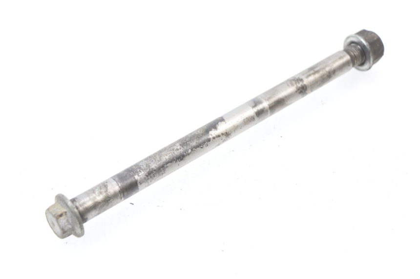 photo de EJE RUEDA TRASERO HONDA CG 125 (1996 - 1998)
