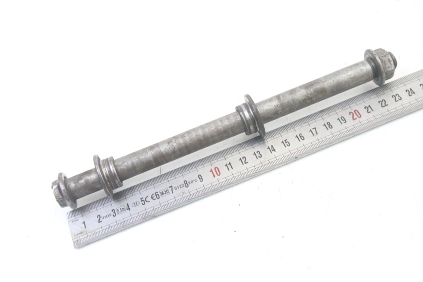 photo de EJE RUEDA TRASERO HONDA CR 85 (2003 - 2007)