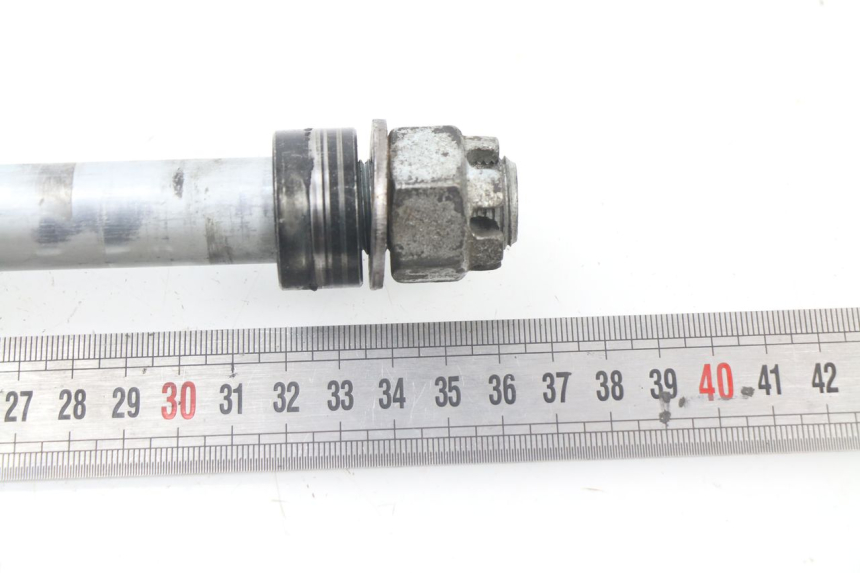 photo de EJE RUEDA TRASERO KAWASAKI Z ABS 750 (2007 - 2013)