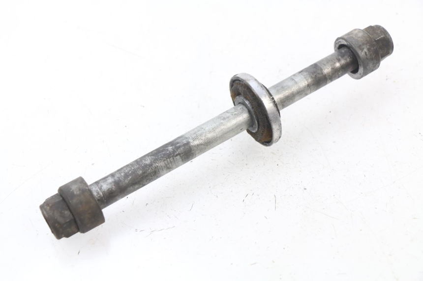 photo de EJE RUEDA TRASERO MOTOBECANE LT 125 (1970 - 1975)