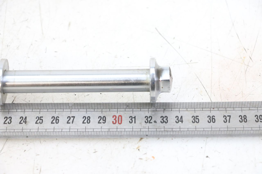 photo de EJE RUEDA TRASERO REGAL RAPTOR RAXTER 2 125 (2007 - 2015) - Detalle de la pieza