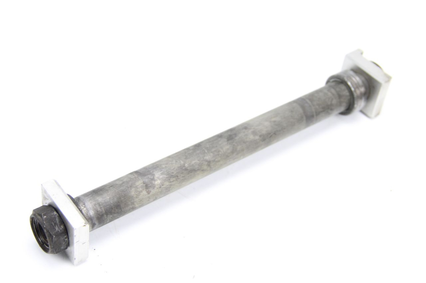 photo de EJE RUEDA TRASERO YAMAHA TDM ABS 900 (2002 - 2014)