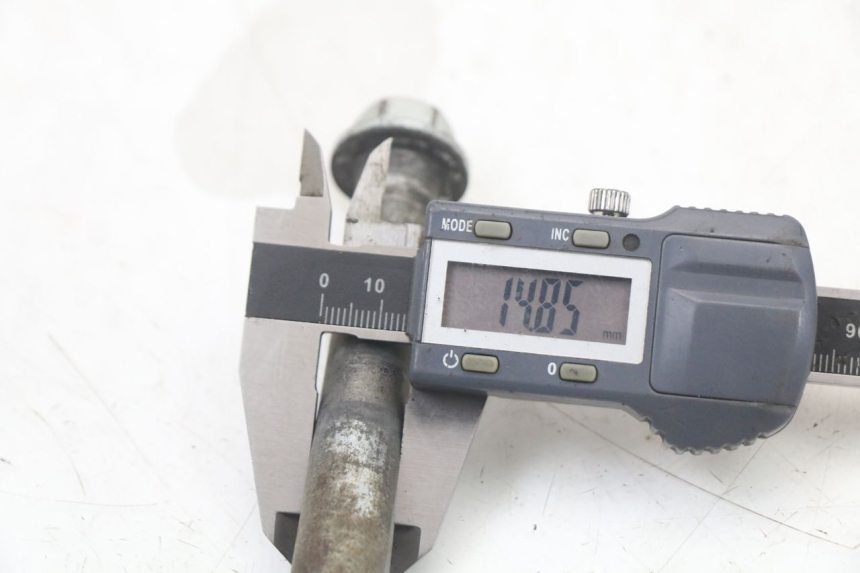 photo de EJE RUEDA TRASERO NITRO MOTORS THUNDER 125