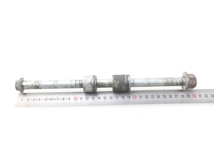 photo de EJE RUEDA TRASERO HONDA XLV VARADERO 125 (2000 - 2006)