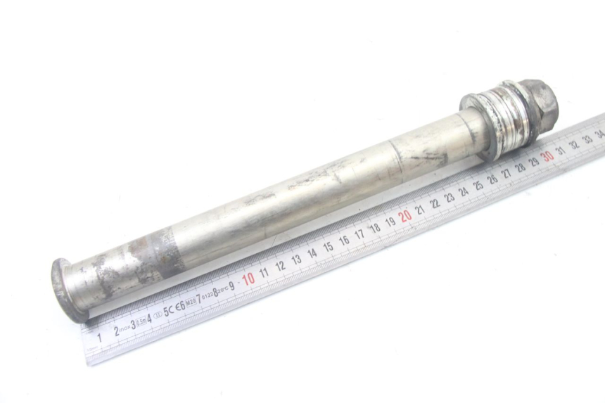 photo de EJE RUEDA TRASERO YAMAHA FZ6 FAZER S2 600 (2007 - 2011)