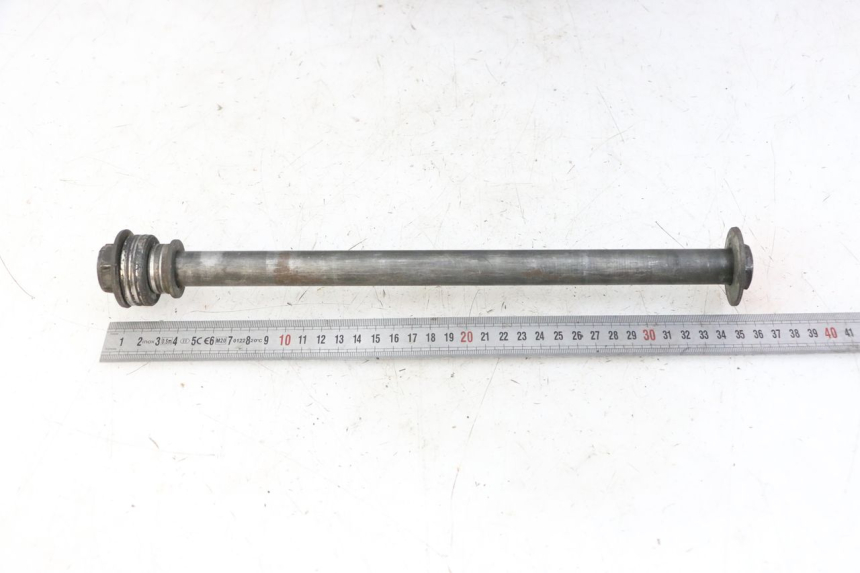 photo de EJE RUEDA TRASERO YAMAHA FZS FAZER 600 (2001 - 2003)