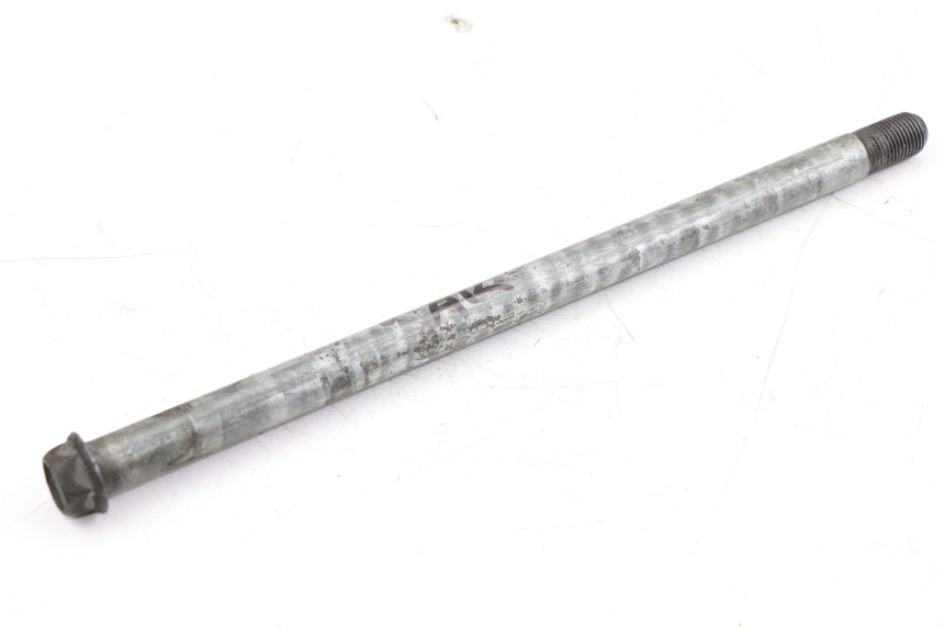 photo de EJE RUEDA TRASERO YAMAHA XJS DIVERSION 600 (2000 - 2003)