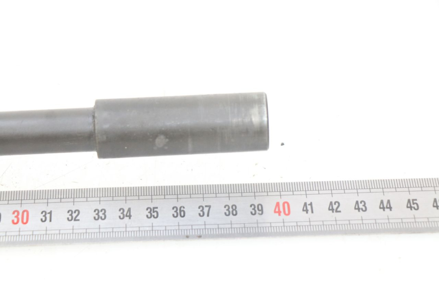 photo de EJE DE RUEDA TRASERA YAMAHA XP T-MAX TMAX 500 (2004 - 2007)