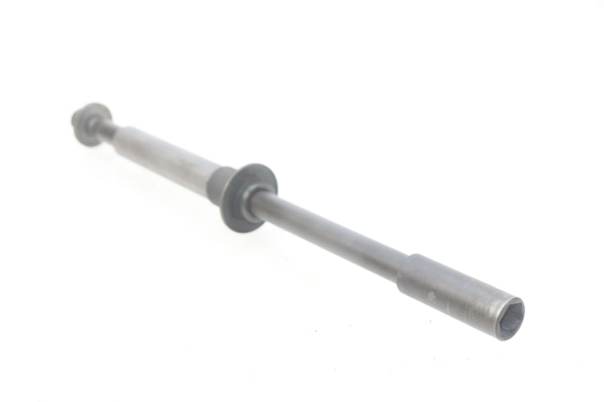 photo de EJE DE RUEDA TRASERA YAMAHA XP T-MAX TMAX 500 (2004 - 2007)