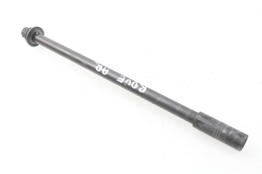 photo de EJE RUEDA TRASERO YAMAHA XP T-MAX TMAX ABS 500 (2004 - 2007)