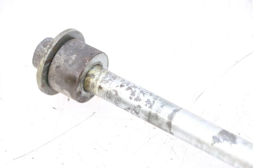 photo de EJE RUEDA TRASERO YAMAHA XVS DRAG STAR DRAGSTAR 650 (1997 - 2007)