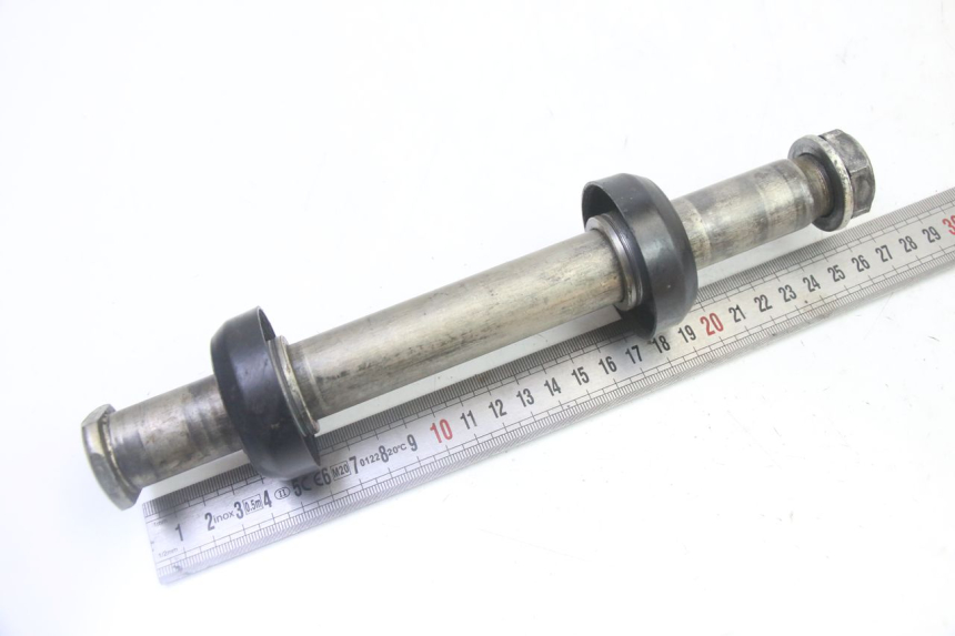 photo de EJE RUEDA TRASERO YAMAHA YZF YZ-F 450 (2014 - 2016)